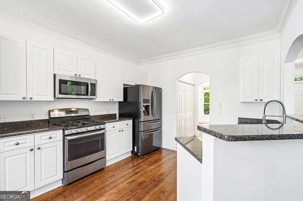 322 8th ST NE Atlanta, GA 30309