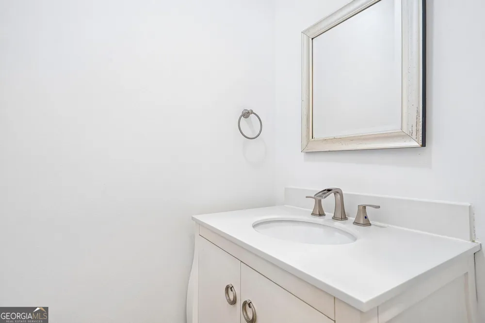 322 8th ST NE Atlanta, GA 30309