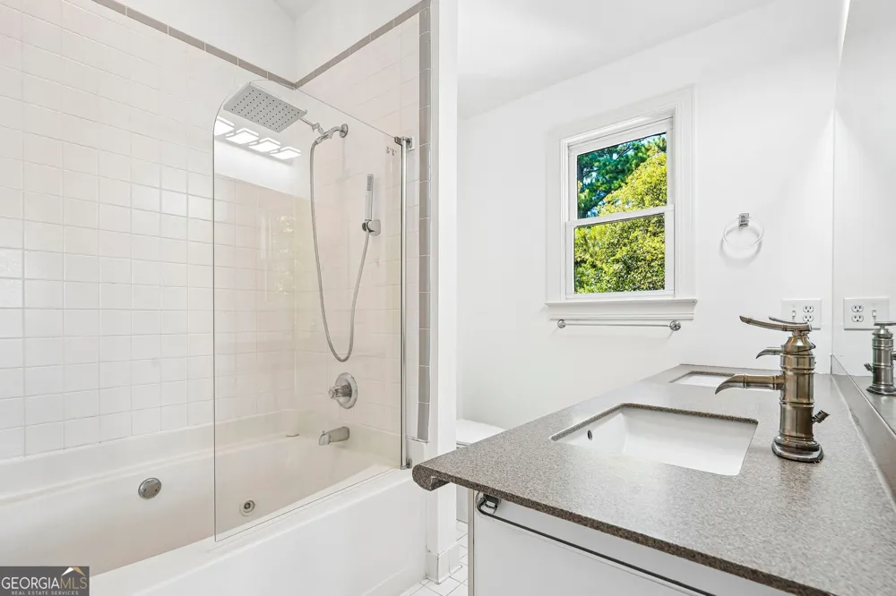 322 8th ST NE Atlanta, GA 30309