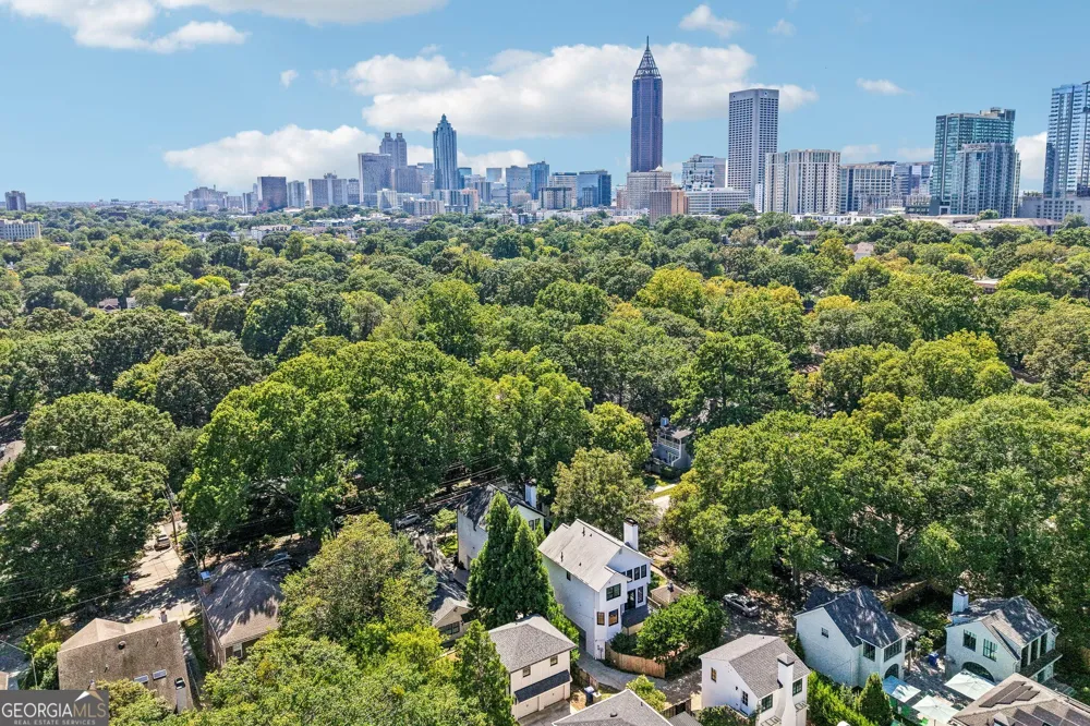 322 8th ST NE Atlanta, GA 30309