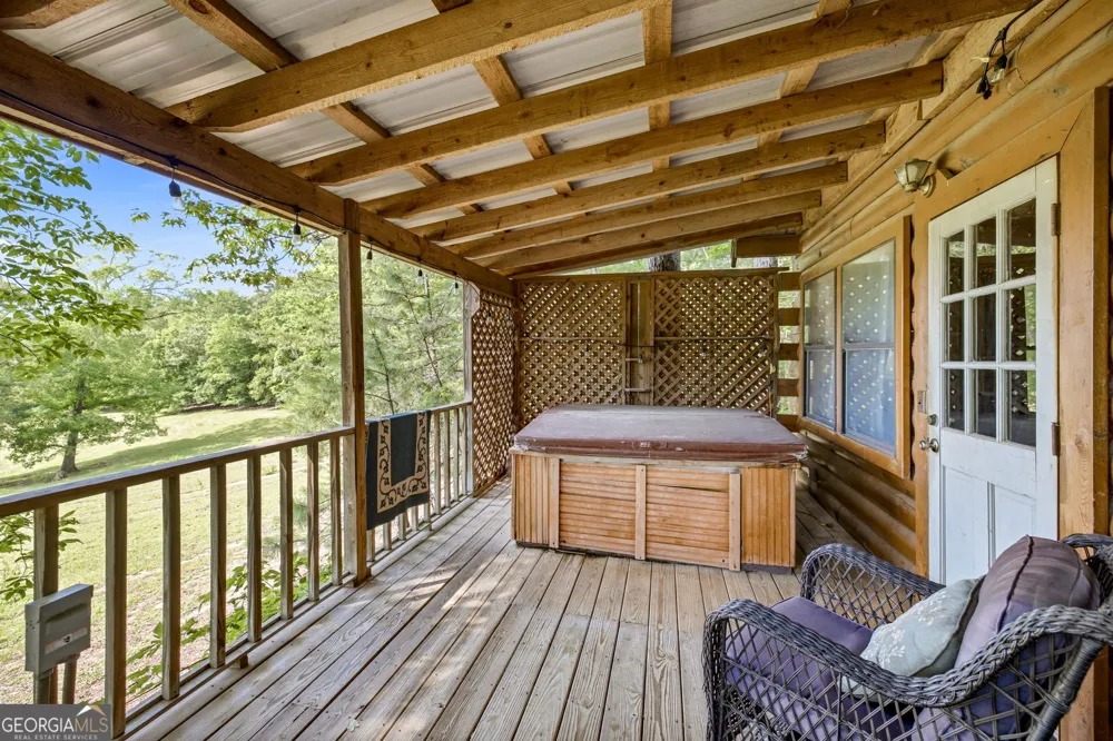 232 Sunburst LN Clarkesville, GA 30523