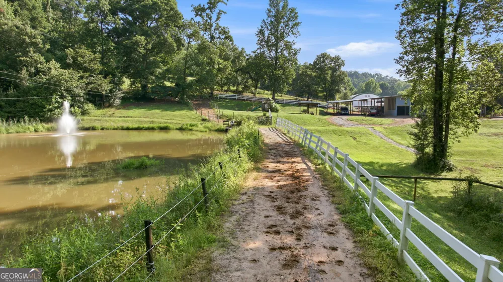 232 Sunburst LN Clarkesville, GA 30523