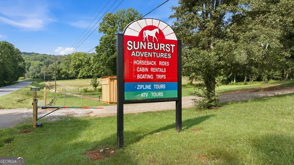 232 Sunburst LN Clarkesville, GA 30523