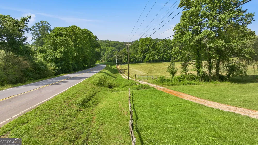 232 Sunburst LN Clarkesville, GA 30523