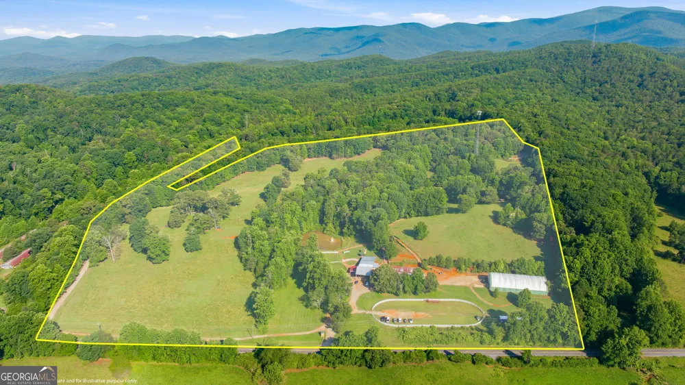 232 Sunburst LN Clarkesville, GA 30523