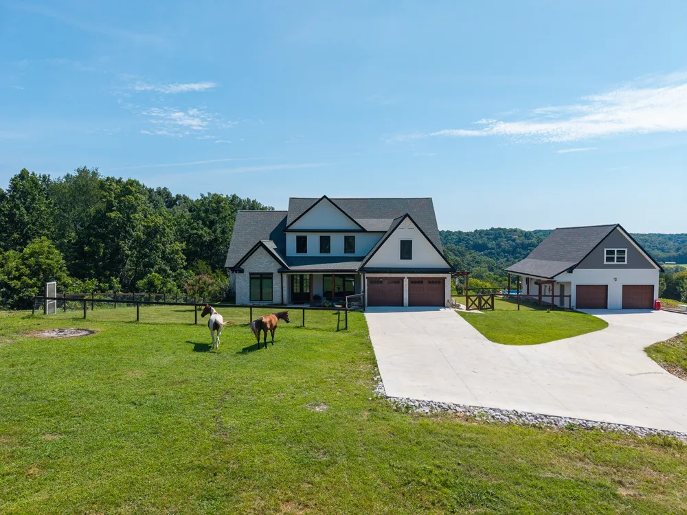 187 Harrison Ln Manchester, TN 37355