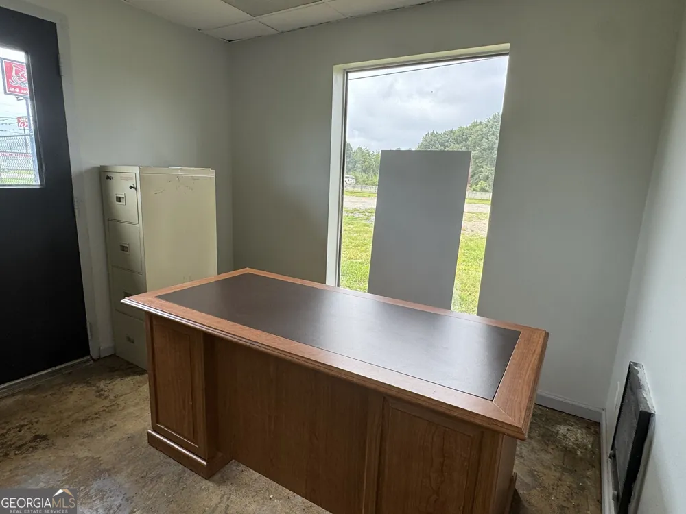 330 Concrete RD Lavonia, GA 30553