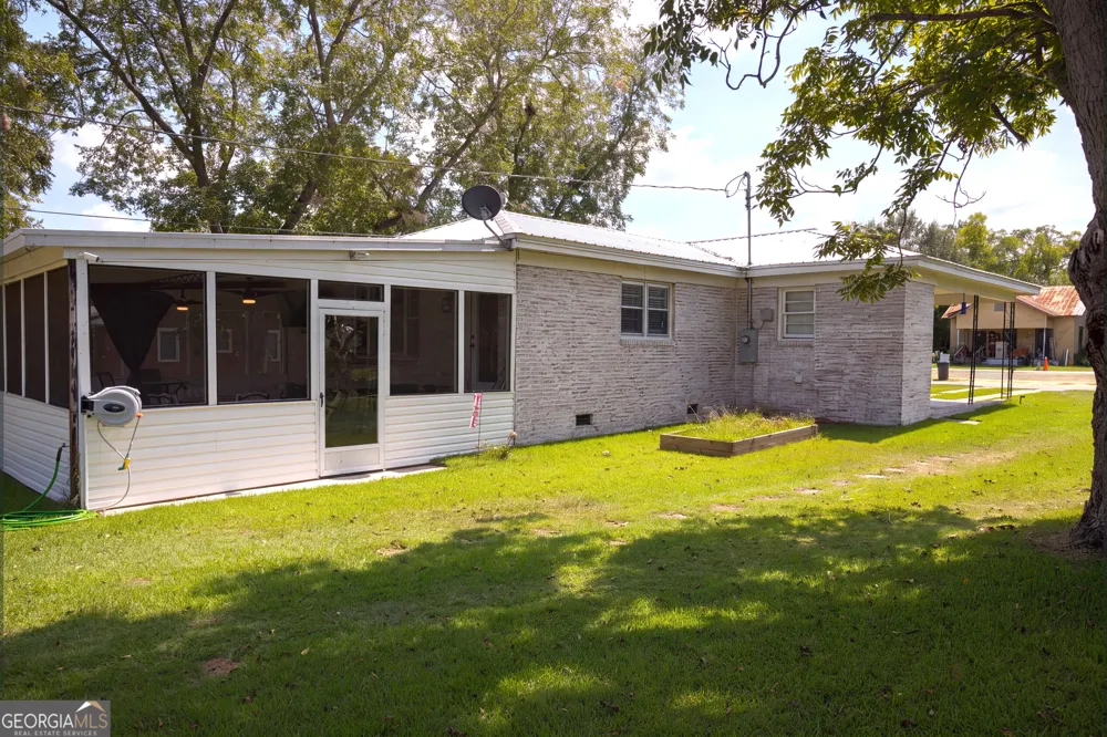 717 5th AVE Rochelle, GA 31079