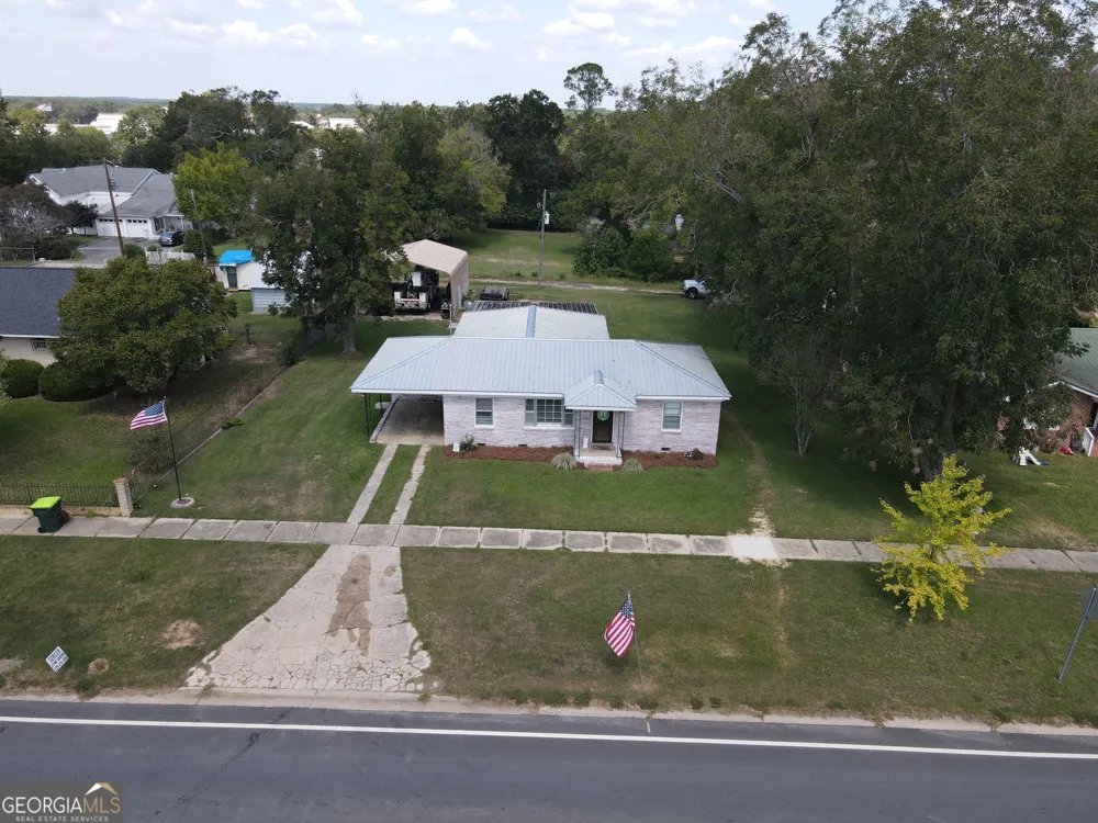 717 5th AVE Rochelle, GA 31079