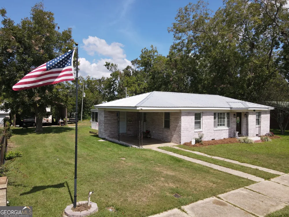 717 5th AVE Rochelle, GA 31079