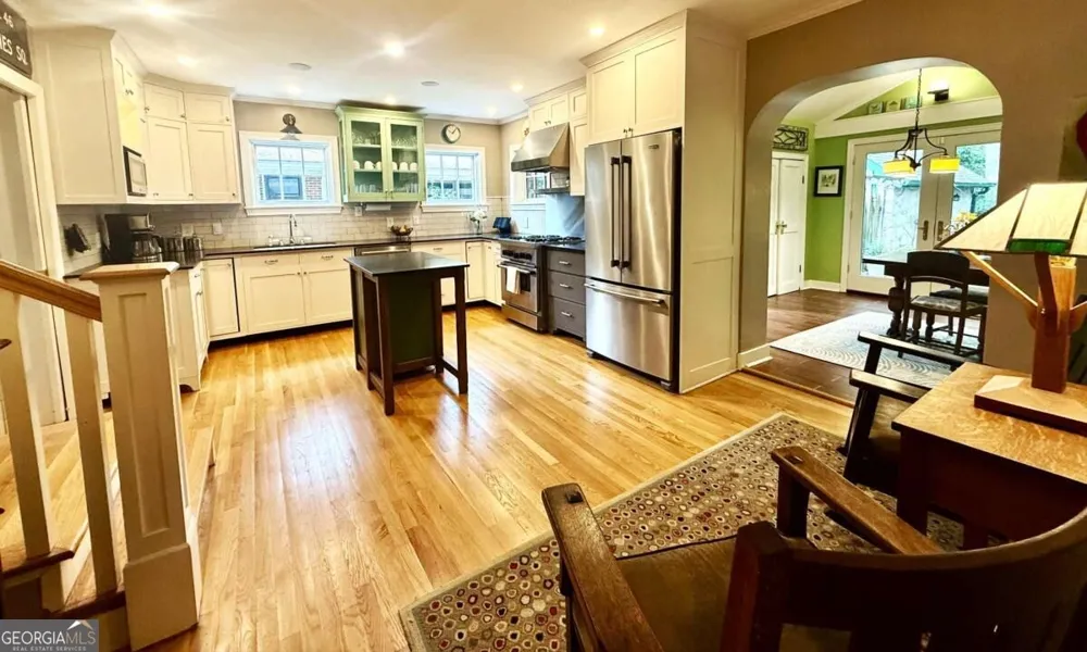 1 Lakeshore DR Avondale Estates, GA 30002