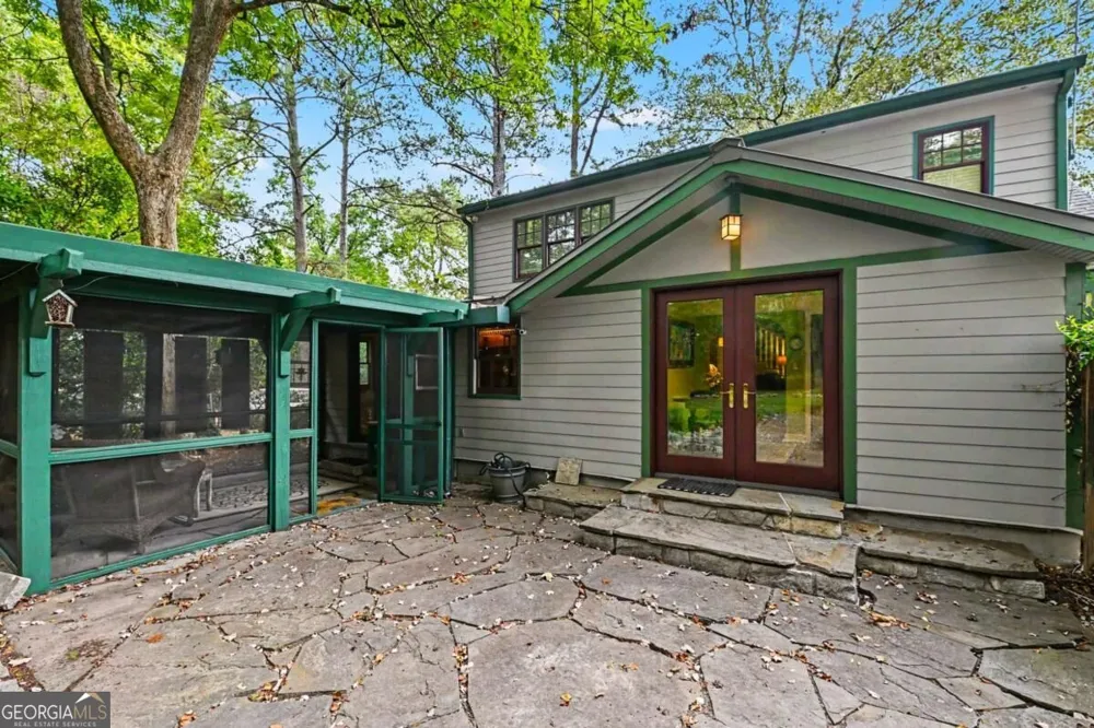 1 Lakeshore DR Avondale Estates, GA 30002