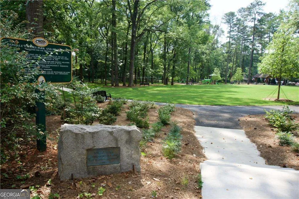 1 Lakeshore DR Avondale Estates, GA 30002