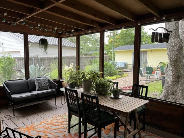 1708 Forestglade Drive Austin, TX 78745