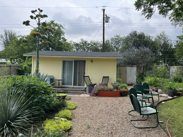 1708 Forestglade Drive Austin, TX 78745