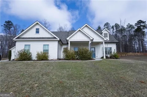 214 Oakwood DR