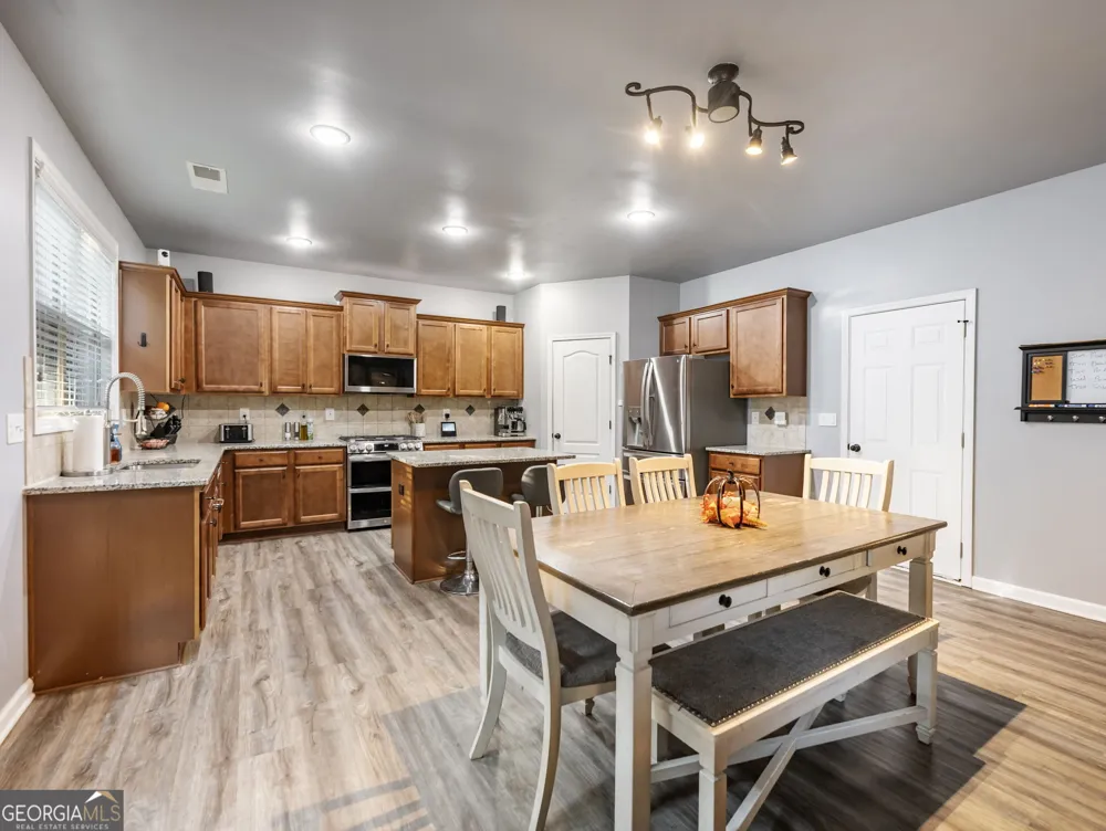 2989 Estate View CT Dacula, GA 30019
