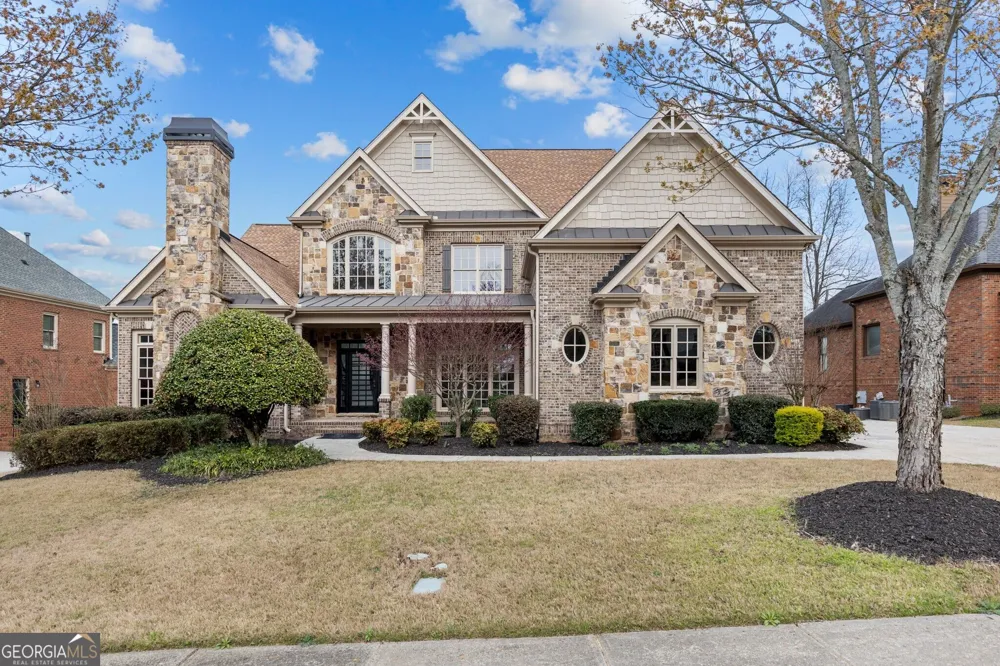 2302 Walkers Glen LN Buford, GA 30519