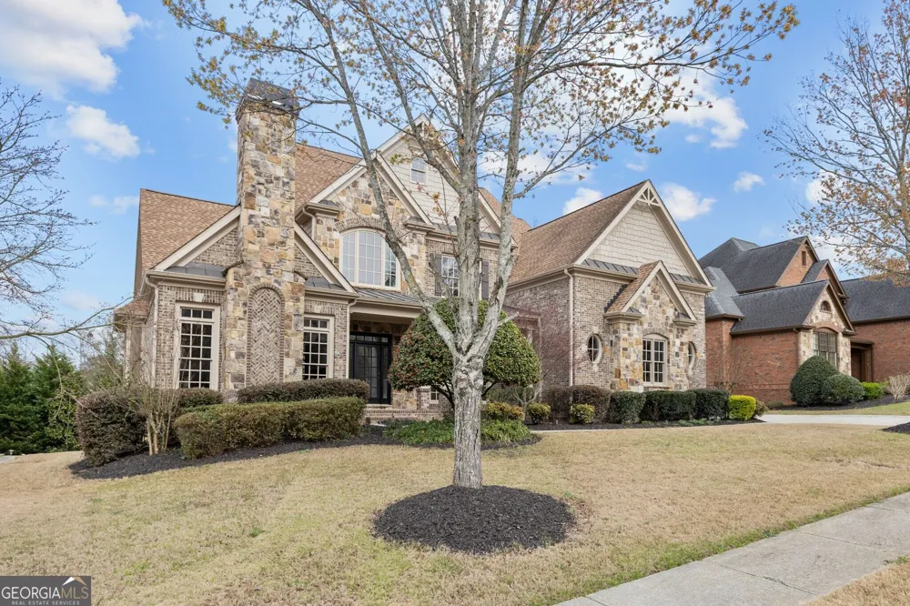 2302 Walkers Glen LN Buford, GA 30519