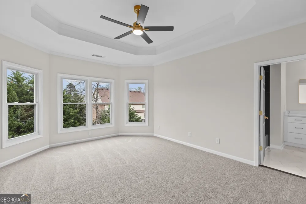 2302 Walkers Glen LN Buford, GA 30519