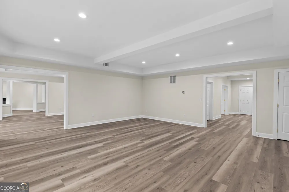 2302 Walkers Glen LN Buford, GA 30519