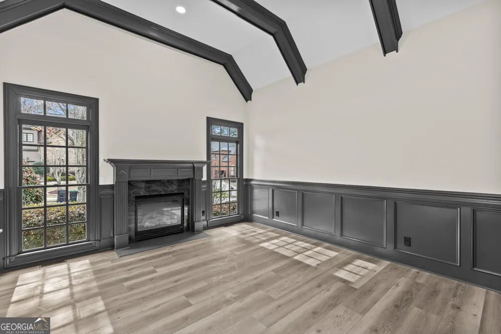 2302 Walkers Glen LN Buford, GA 30519