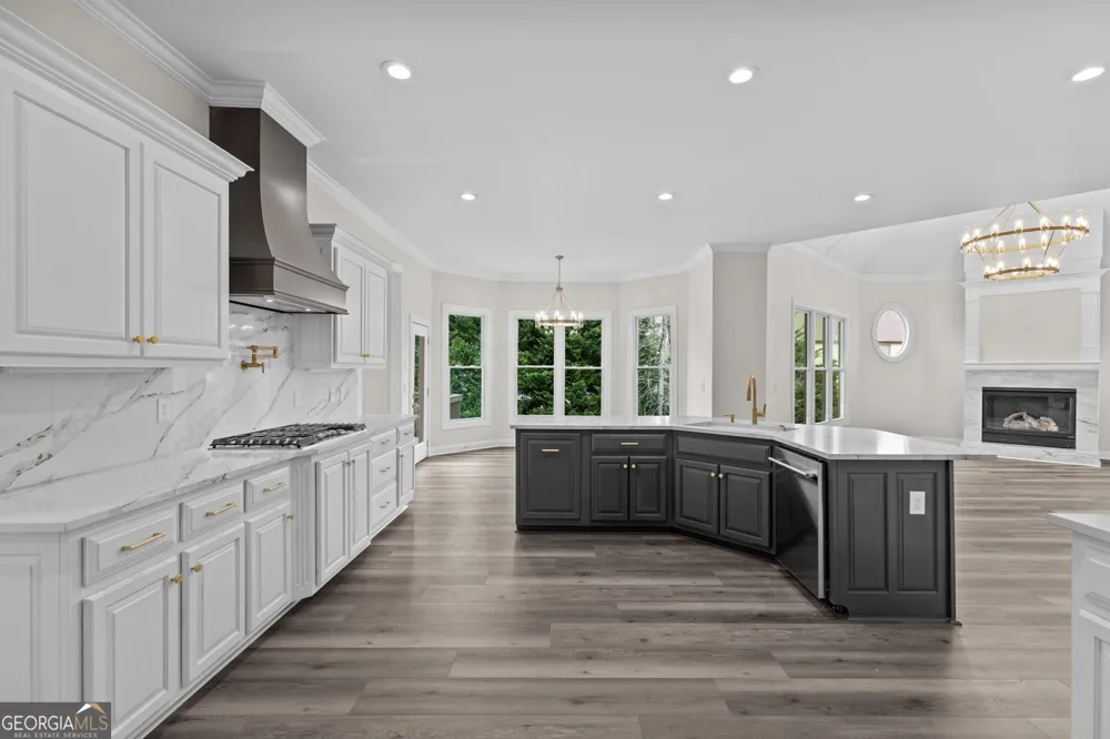2302 Walkers Glen LN Buford, GA 30519