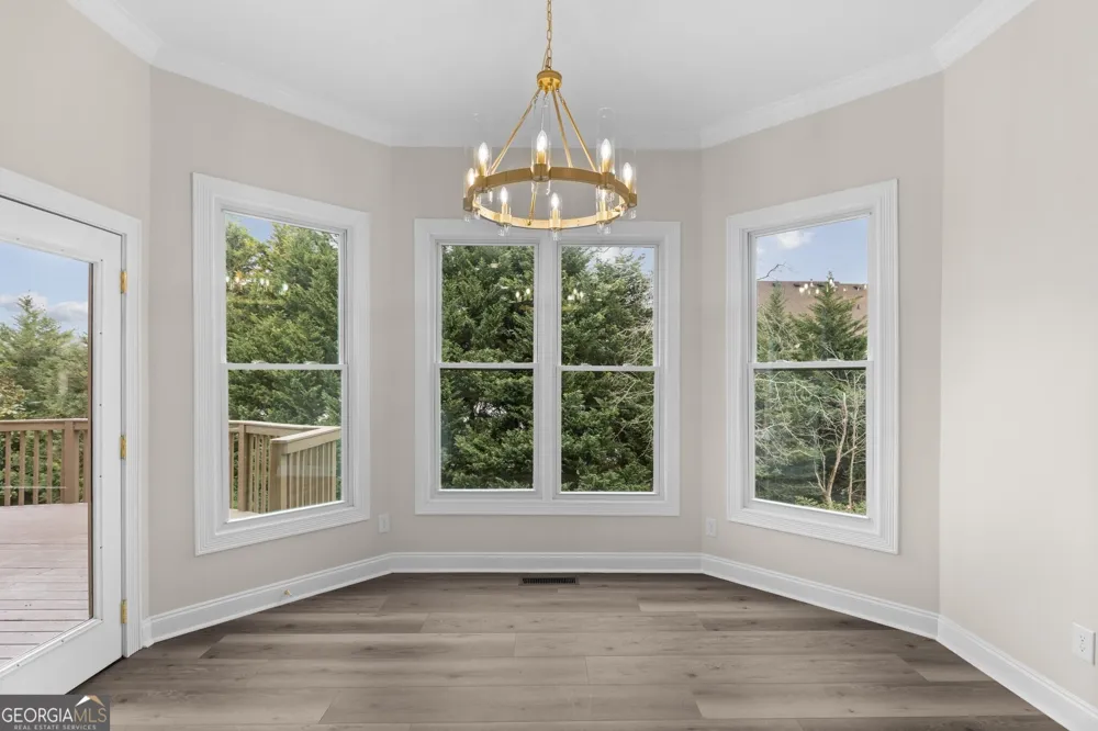 2302 Walkers Glen LN Buford, GA 30519