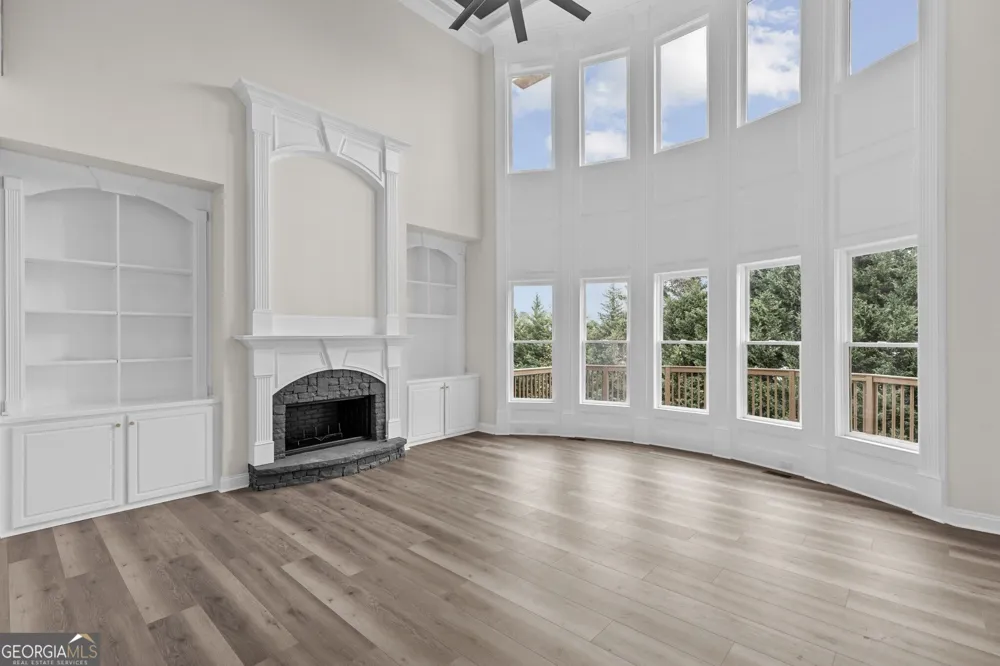 2302 Walkers Glen LN Buford, GA 30519