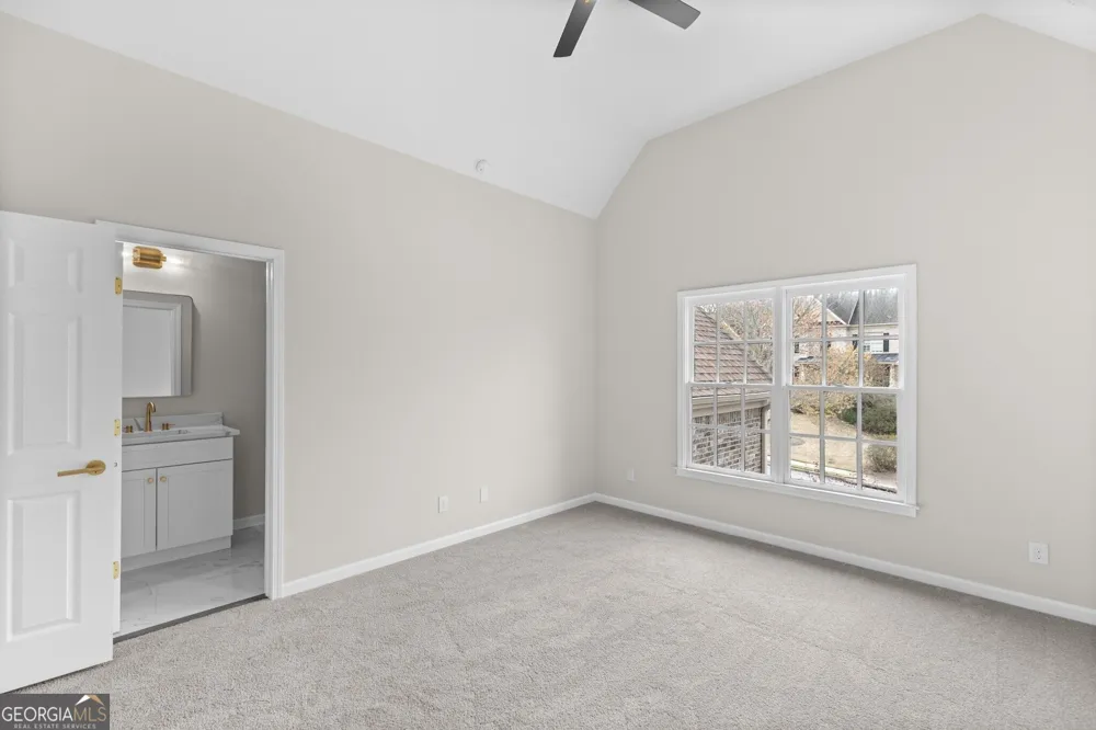 2302 Walkers Glen LN Buford, GA 30519