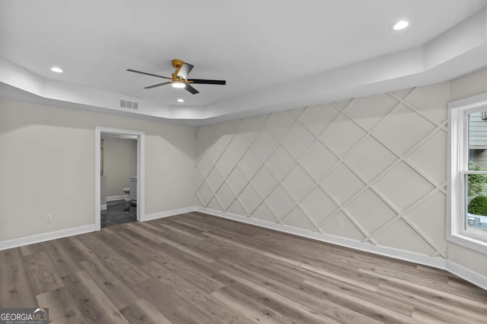 2302 Walkers Glen LN Buford, GA 30519