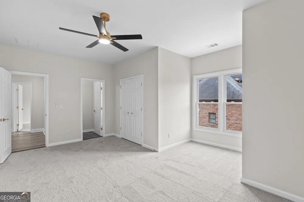 2302 Walkers Glen LN Buford, GA 30519