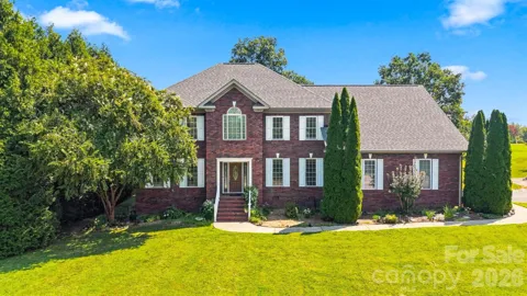1548 Nazareth Lane