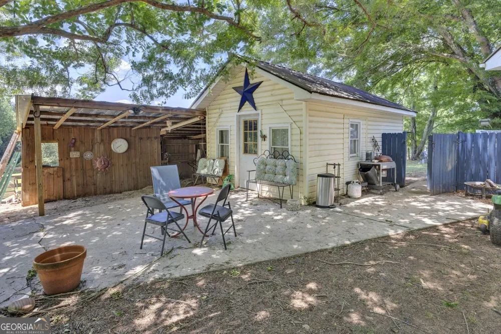 4133 H D Atha RD Covington, GA 30014