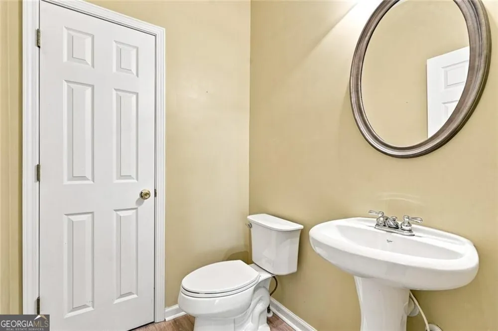 926 Mill Creek AVE Canton, GA 30115