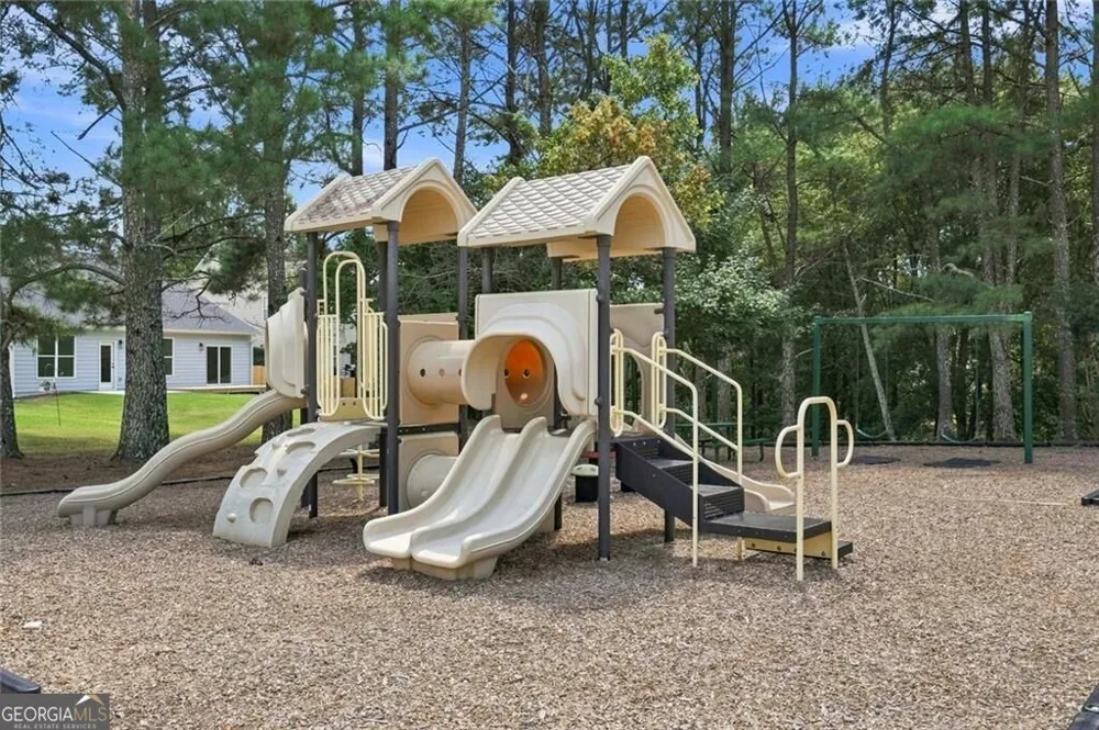 926 Mill Creek AVE Canton, GA 30115