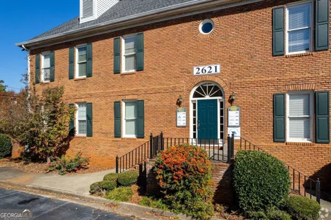 2621 Sandy Plains RD