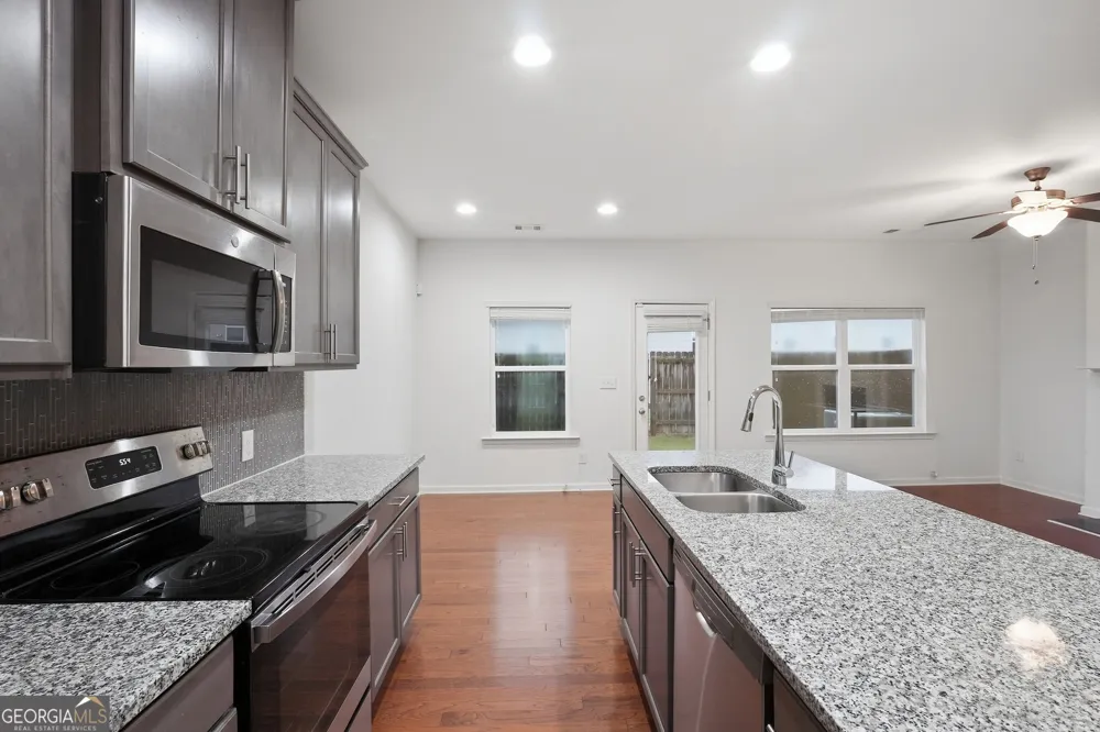 5267 Mill WAY Stone Mountain, GA 30083