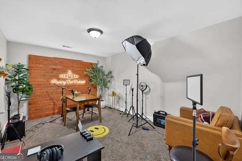 4287 Pine Vale RD Gainesville, GA 30507
