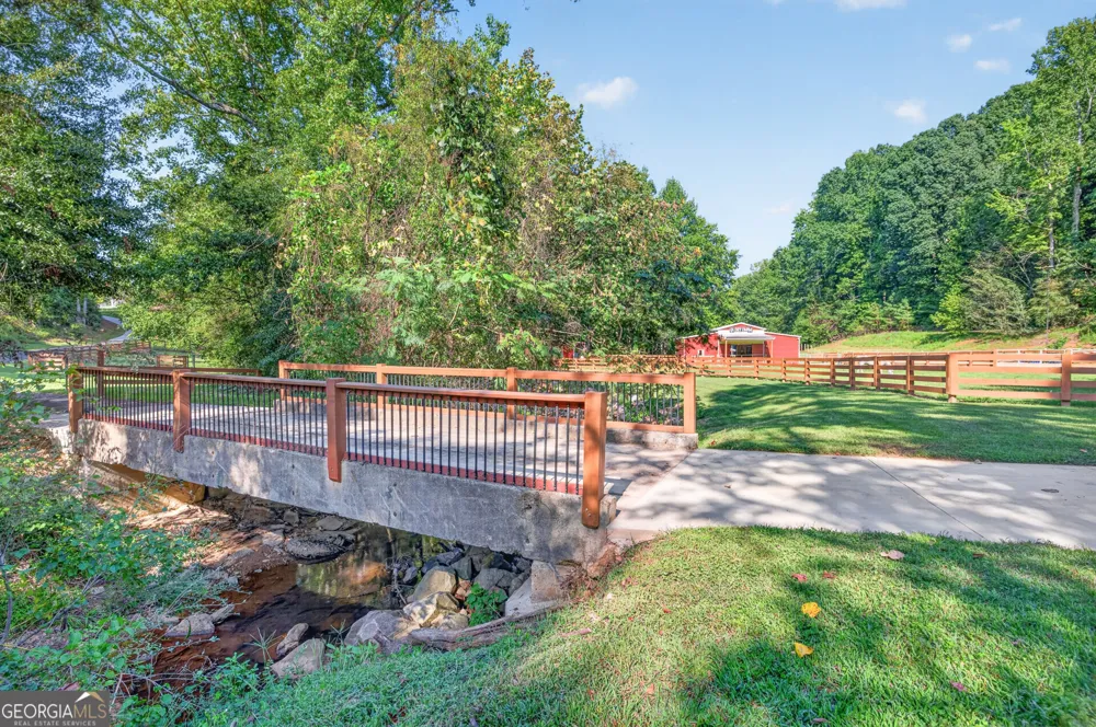 4287 Pine Vale RD Gainesville, GA 30507