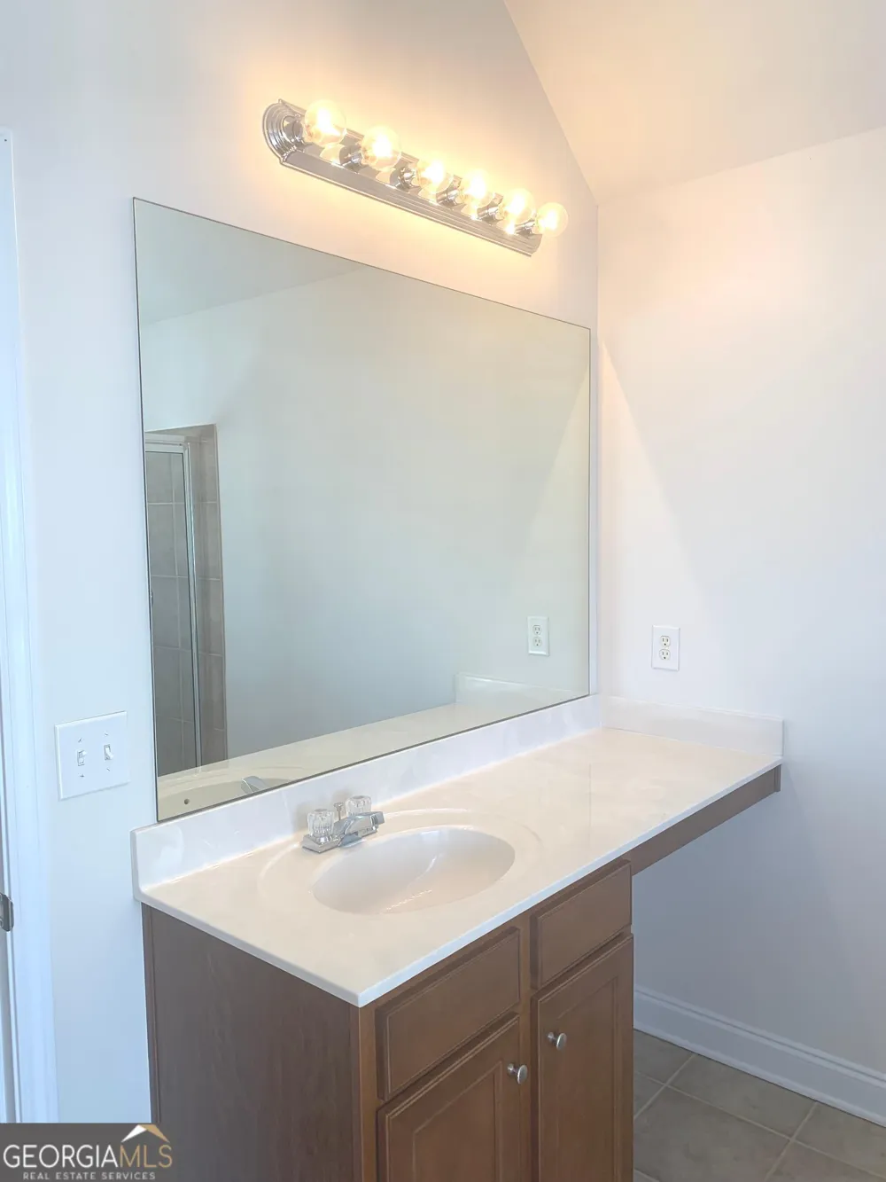 2118 Water Mill CT Buford, GA 30519