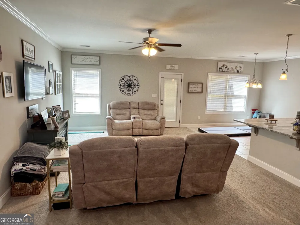 229 Hallie LN Macon, GA 31211
