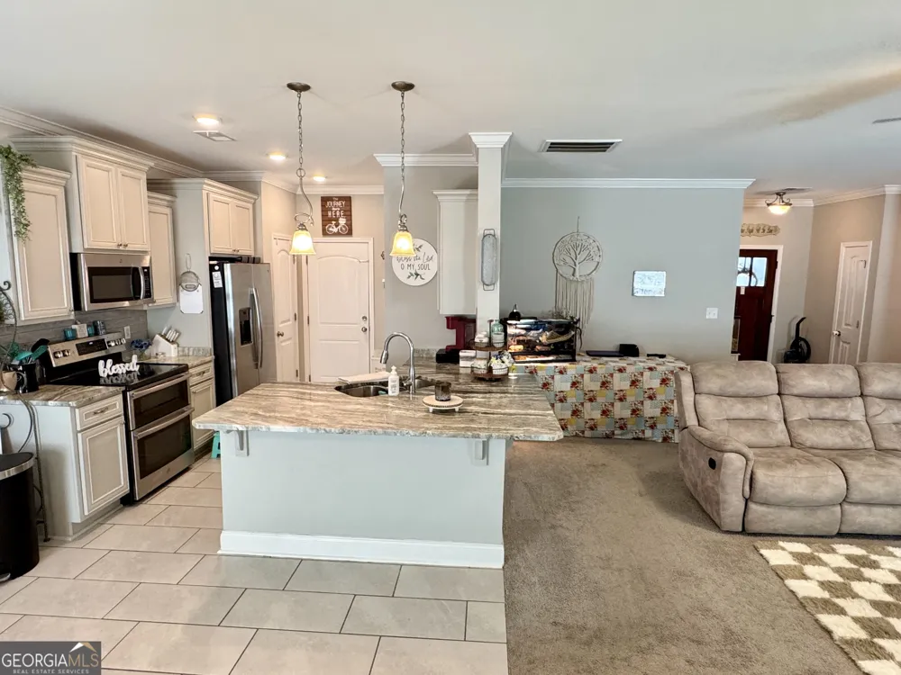 229 Hallie LN Macon, GA 31211