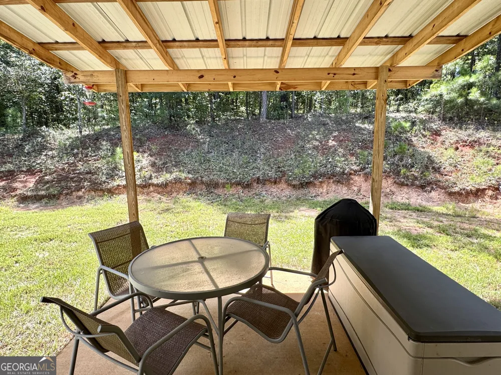 229 Hallie LN Macon, GA 31211