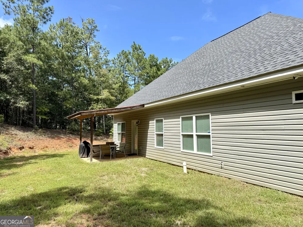229 Hallie LN Macon, GA 31211