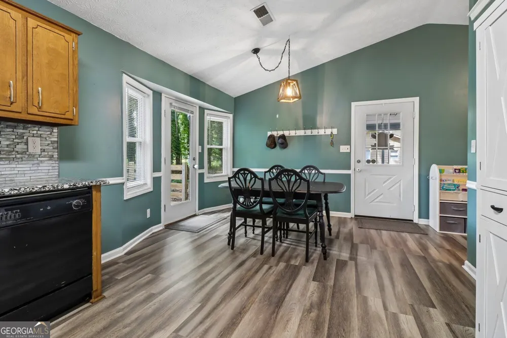 2580 Suncrest CT Buford, GA 30519