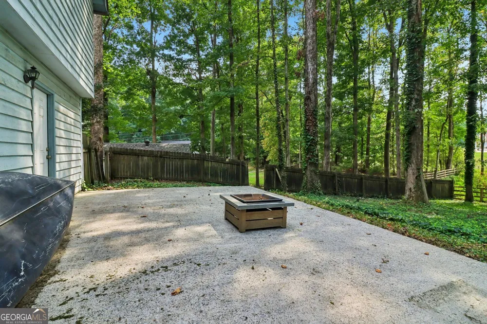 2580 Suncrest CT Buford, GA 30519