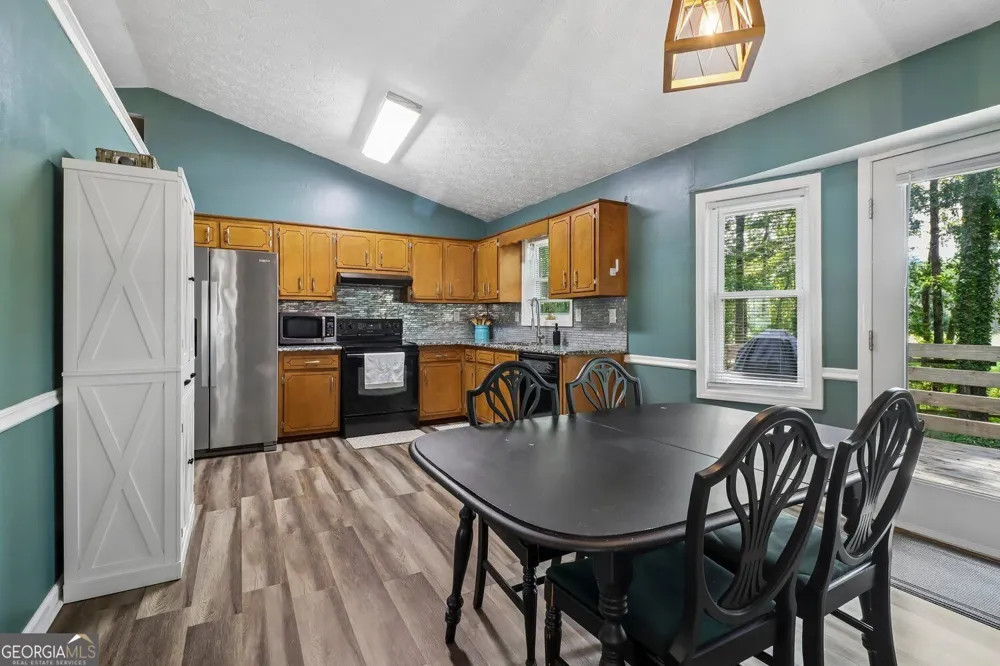 2580 Suncrest CT Buford, GA 30519