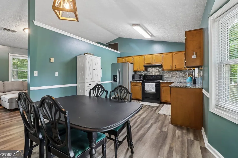 2580 Suncrest CT Buford, GA 30519