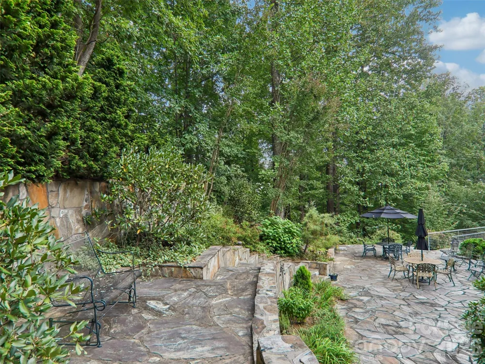 404 Southview Lane Flat Rock, NC 28731